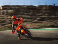 KTM 690 SMC R 2026 16 KTM 690 SMC R 2026 accion62