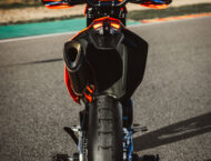 KTM 690 SMC R 2026 86 KTM 690 SMC R 2026 estaticas20