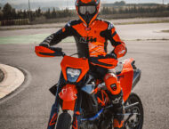 KTM 690 SMC R 2026 93 KTM 690 SMC R 2026 estaticas9