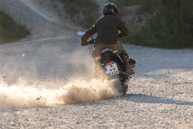 Kit-The-Tracker-BMW-R-12-nineT-22