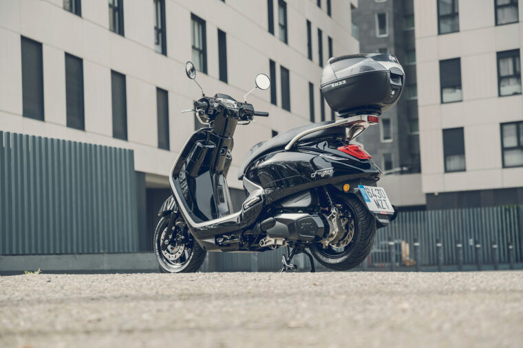 SYM-Fugue-125-2026-estaticas11