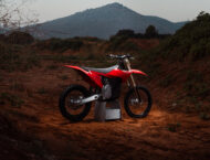 Stark Varg MX 1 2 2026 estaticas rojo3