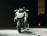 Ather Redux. Moto-scooter eléctrico, marciano, adaptativo y háptico 13 Ather Redux 5
