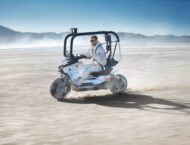 BMW Motorrad Vision CE. ¡El BMW C1 de nuestra era será eléctrico! 3 BMW Motorrad Vision CE accion2