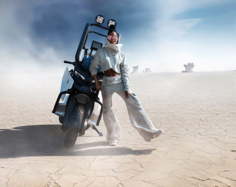 BMW-Motorrad-Vision-CE-estaticas4