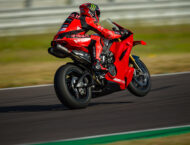 Ducati Panigale V4 R 2026 37 Ducati Panigale V4 R 2026 accion17