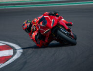 Ducati Panigale V4 R 2026 35 Ducati Panigale V4 R 2026 accion19