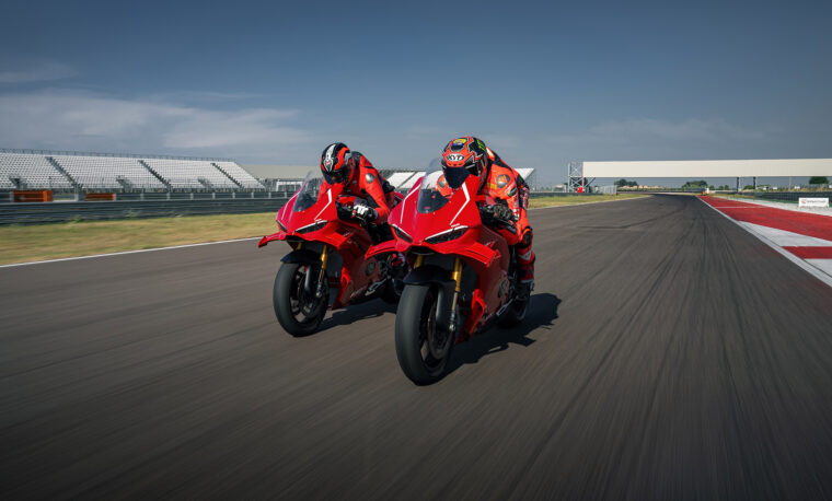 Ducati-Panigale-V4-R-2026-accion22