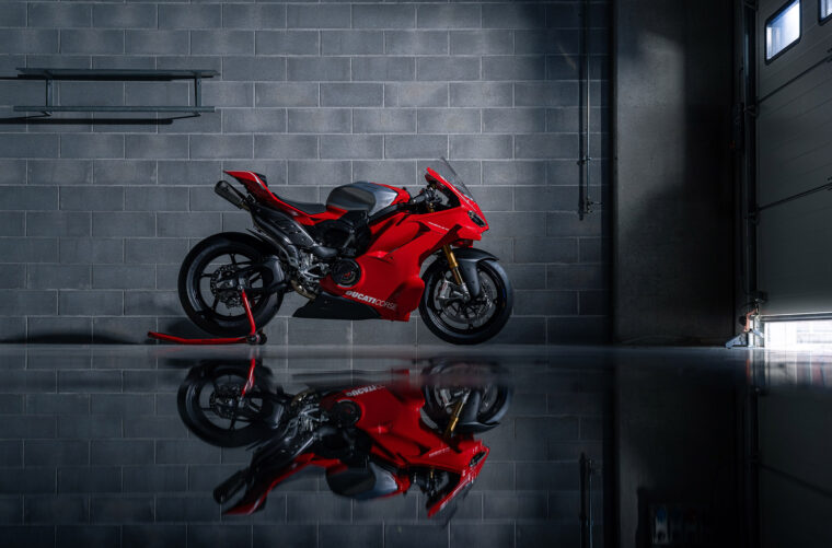 Ducati-Panigale-V4-R-2026-estaticas27