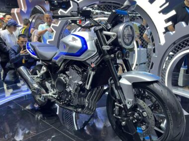 Honda CB500 super four 2026 1
