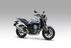 Confirmadas: Nuevas Honda CB500 y CB500R Super Four ¡De cuatro cilindros! 5 Honda CB500 super four 2026 5