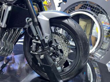 Honda CB500 super four 2026 7