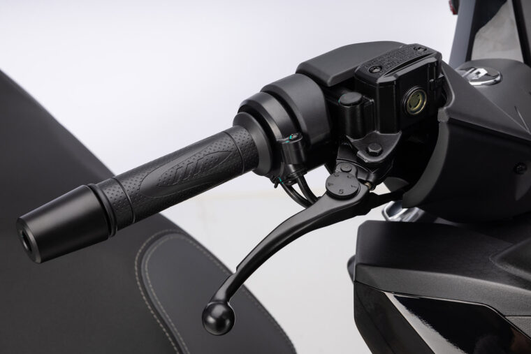 QJ-Fort-125N-2026-detalles2