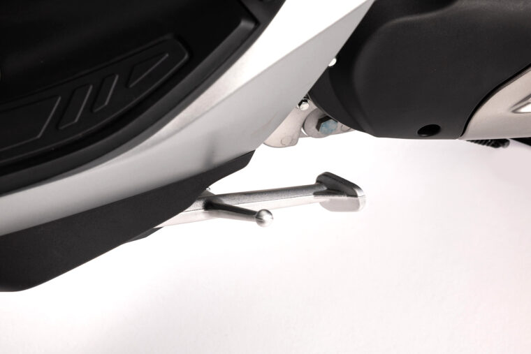 QJ-Fort-125N-2026-detalles23