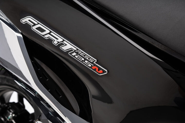 QJ-Fort-125N-2026-detalles4