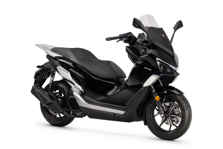 QJ Fort 125N 2026 estudio colores2