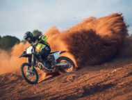 Triumph TF 450 X 2026 accion11