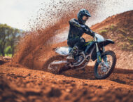 Triumph TF 450 X 2026 accion17