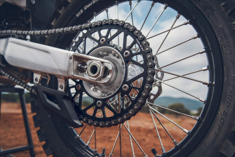 Triumph-TF-450-X-2026-detalles1