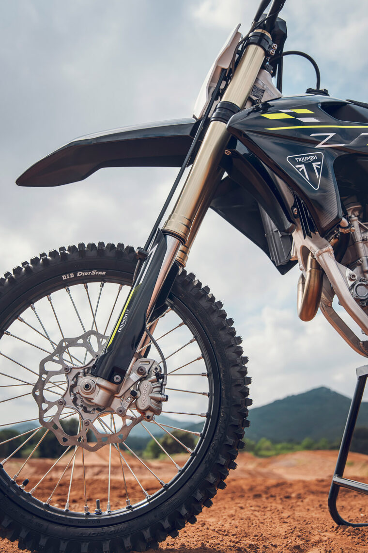 Triumph-TF-450-X-2026-detalles11