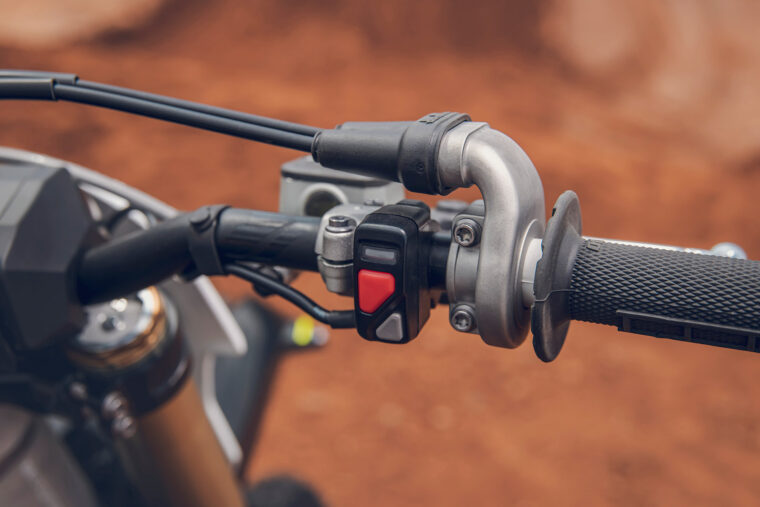 Triumph-TF-450-X-2026-detalles12