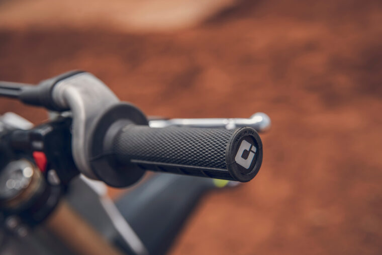 Triumph-TF-450-X-2026-detalles13