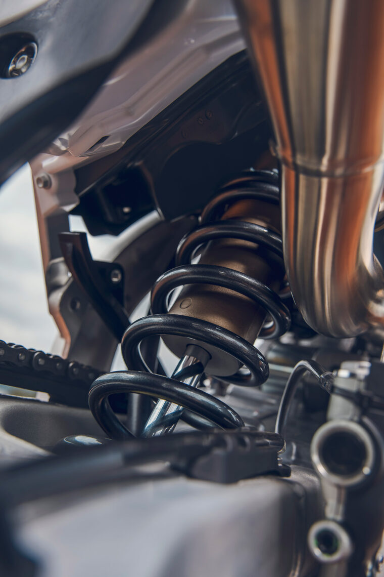 Triumph-TF-450-X-2026-detalles6