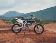 Triumph TF 450 X 2026 estaticas8