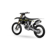 Triumph TF 450 X 2026 estudio6