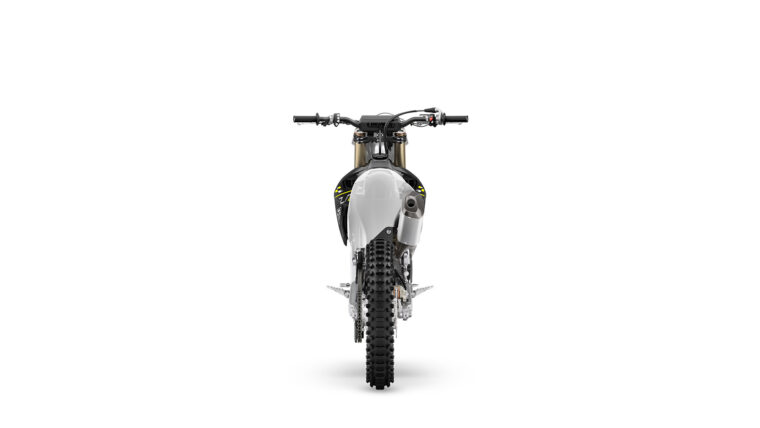 Triumph-TF-450-X-2026-estudio8