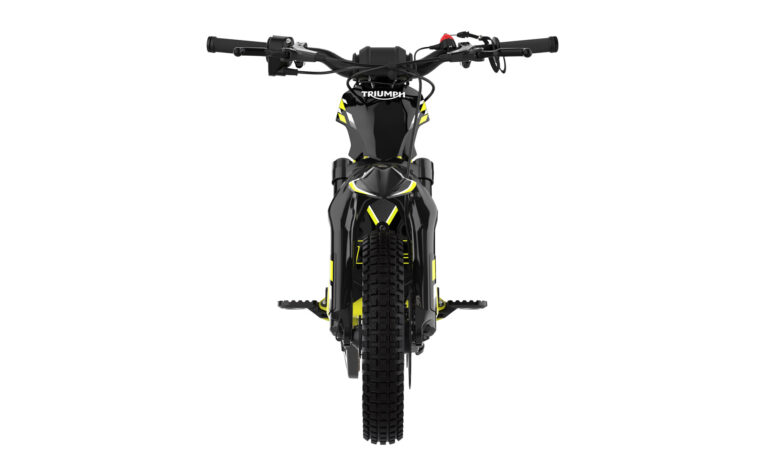 Triumph-TXP-12-Xplore-2026-Oset-estudio4