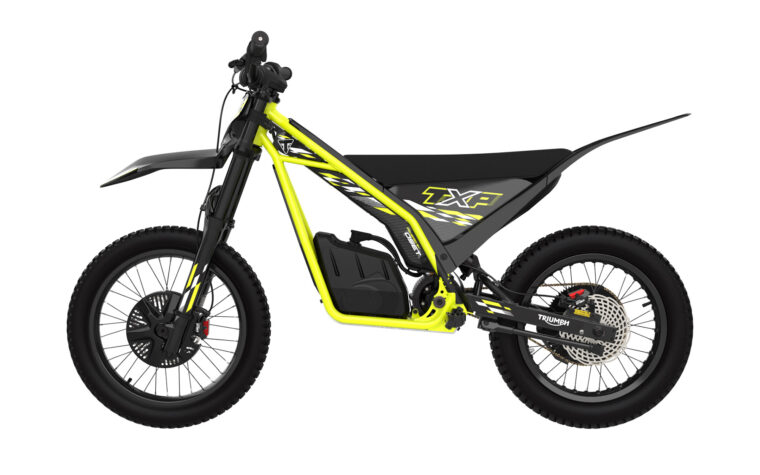Triumph-TXP-20-Xplore-2026-Oset-estudio4