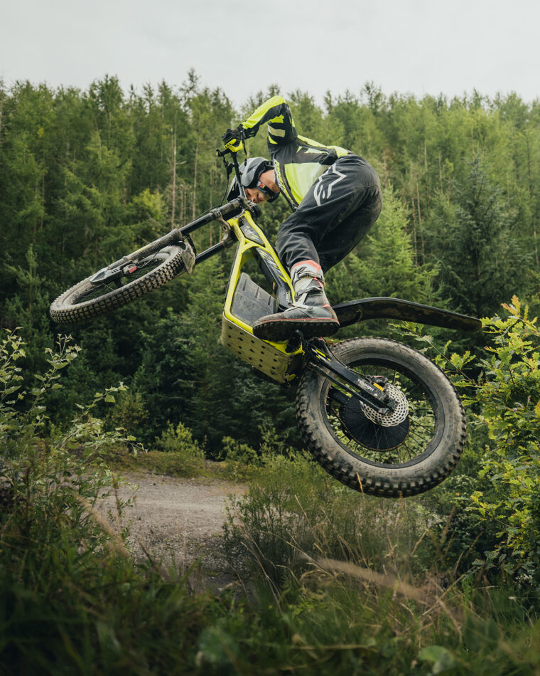 Triumph-TXP-24-2026-Oset-accion3