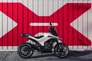 Ultraviolette X 47 2026 2.jpg