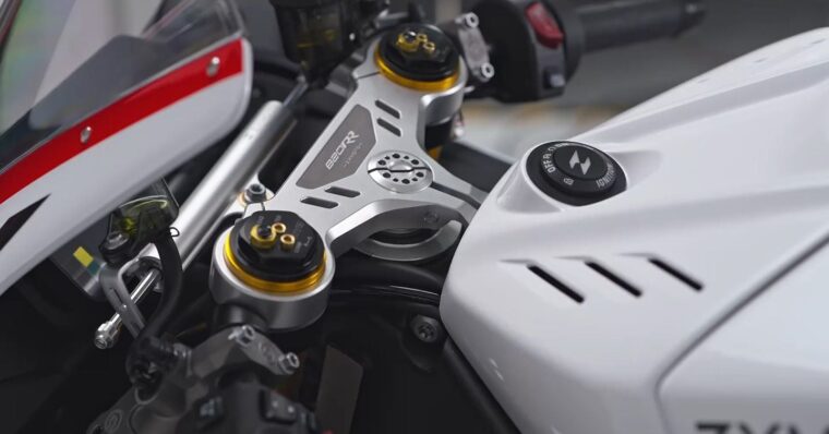 ZXMoto-820RR-R-2026-15