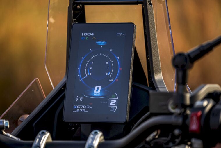 voge-ds800-rallly-2025-26