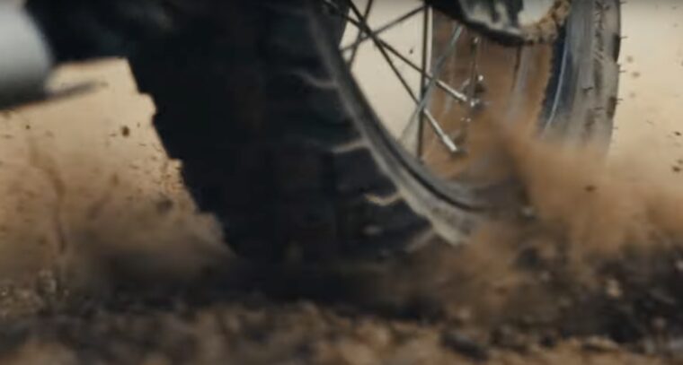 Kawasaki-KLE-2026-Teaser