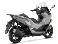 QJ Fort 125N 2026 estudio colores5