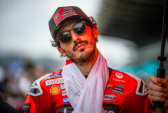 Bagnaia, crítico con el documental de MotoGP sobre el 'Sepang Clash': «Se han mostrado algunos roles de una forma un poco distorsionada» 22 pecco bagnaia motogp sepang
