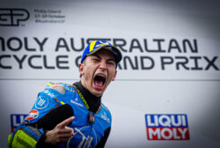 Raúl Fernández y las dudas al inicio de 2025: «Ya no era el hecho de seguir en MotoGP o no, sino ser feliz; no lo estaba pasando bien» 11 raul fernandez victoria celebracion motogp australia (4)