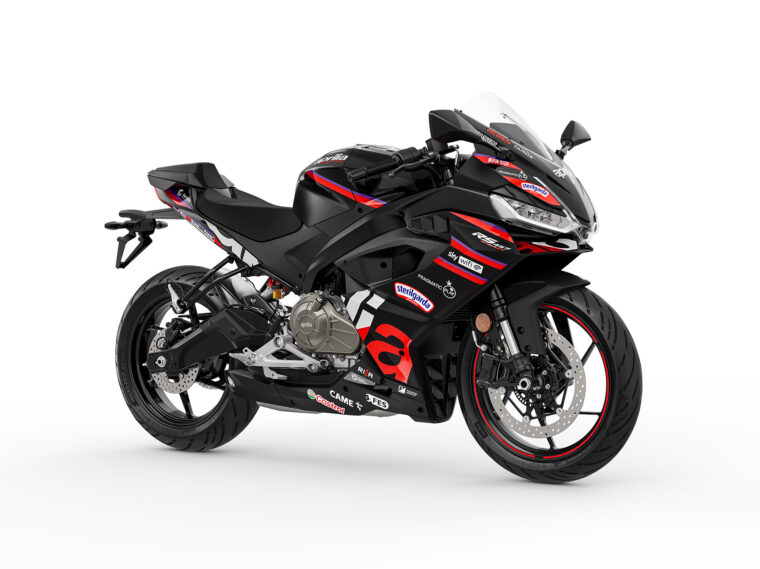 Aprilia-RS-457-GP-Replica-2026-estudio6