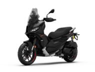 Aprilia SR GT 400 2026 estudio10