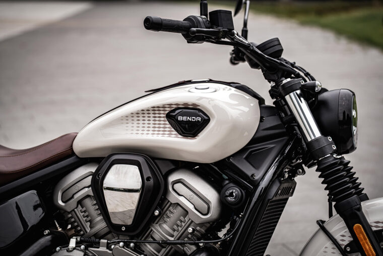 Benda-Dark-Flag-950-2026-4