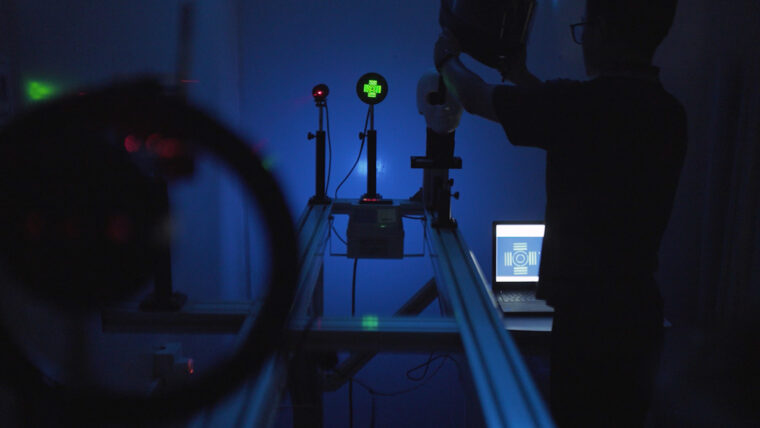 Cardo BEYOND-GTS-2026-8