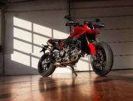 Ducati Hypermotard V2 2026 13