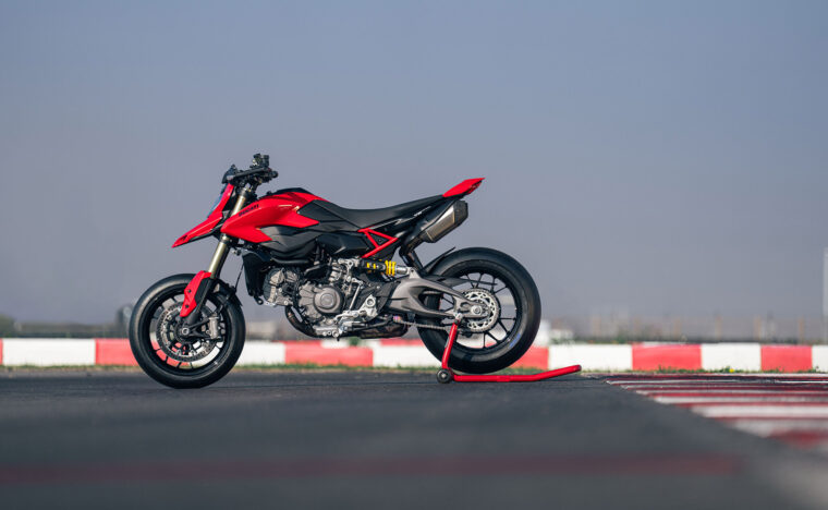 Ducati-Hypermotard-V2-2026-18