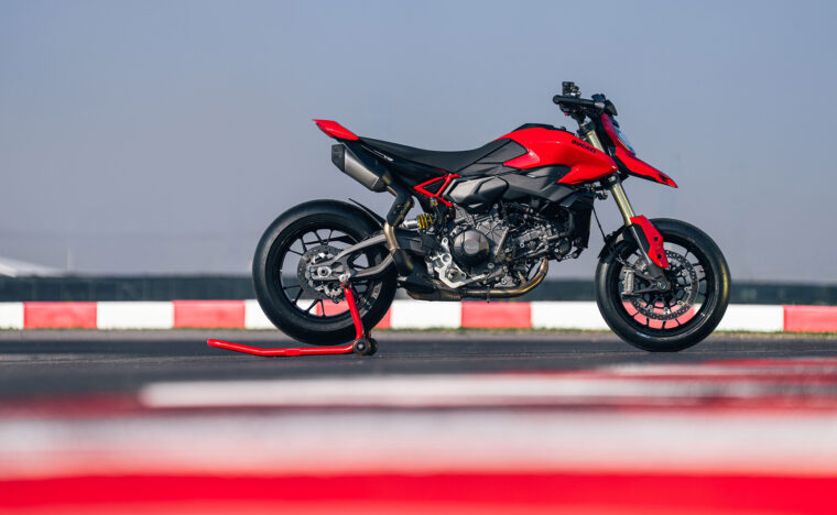 Ducati-Hypermotard-V2-2026-22