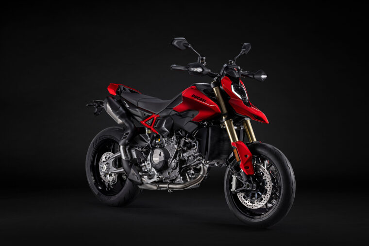 Ducati-Hypermotard-V2-2026-3