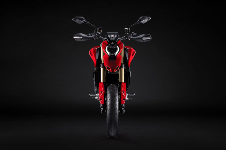 Ducati-Hypermotard-V2-2026-8