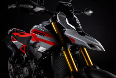 Ducati Hypermotard V2 SP 2026 10